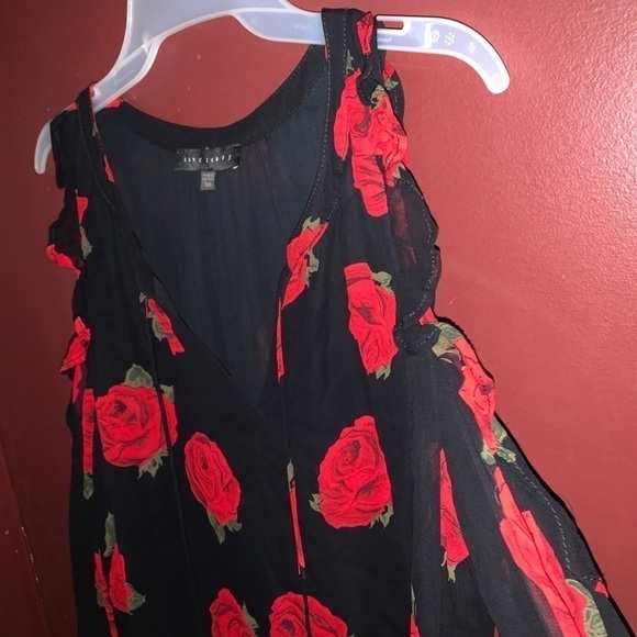 Sanctuary Rose Cold Shoulder Top | XS - Picture 3 of 5